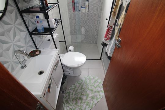Banheiro de apartamento à venda com 1 quarto, 36m² em Vila Aurora (zona Norte), São Paulo