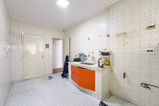Cozinha de apartamento para alugar com 3 quartos, 120m² em Cerqueira César, São Paulo