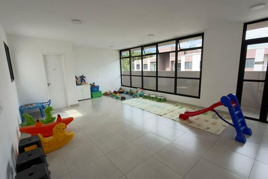 Apartamento para alugar com 2 quartos, 47m² em Jardim Pioneira, Cotia