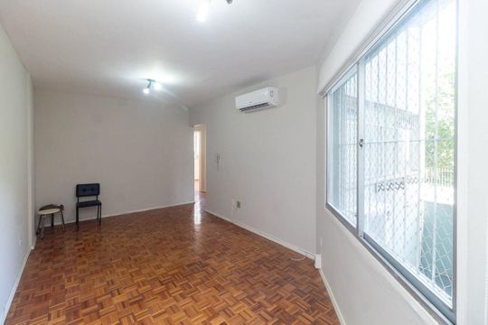 Sala  de apartamento para alugar com 2 quartos, 65m² em Centro Histórico, Porto Alegre