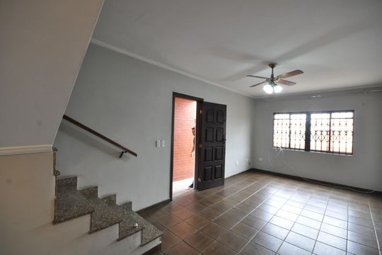 Sala de casa à venda com 3 quartos, 150m² em Vila Nova Mazzei, São Paulo