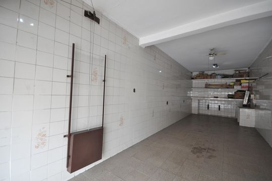 Garagem de casa à venda com 3 quartos, 150m² em Vila Nova Mazzei, São Paulo