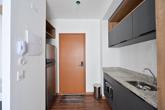 Cozinha de kitnet/studio à venda com 1 quarto, 26m² em São Judas, São Paulo