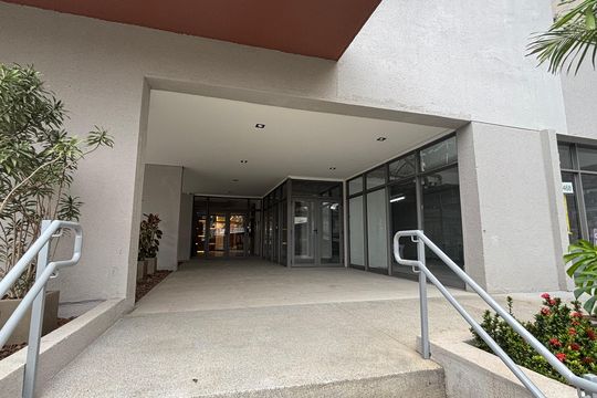 Fachada de kitnet/studio à venda com 1 quarto, 26m² em São Judas, São Paulo