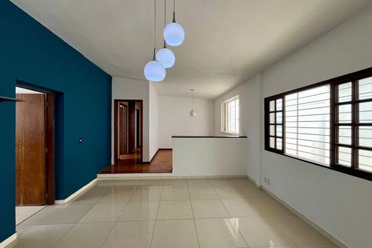 Casa à venda com 3 quartos, 197m² em Chácara da Barra, Campinas