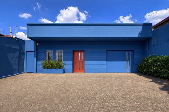 Fachada da casa de casa à venda com 3 quartos, 197m² em Chácara da Barra, Campinas