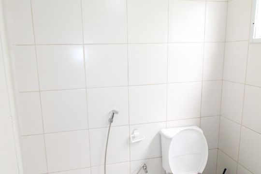 Banheiro de apartamento para alugar com 2 quartos, 50m² em Jardim das Industrias, São José dos Campos