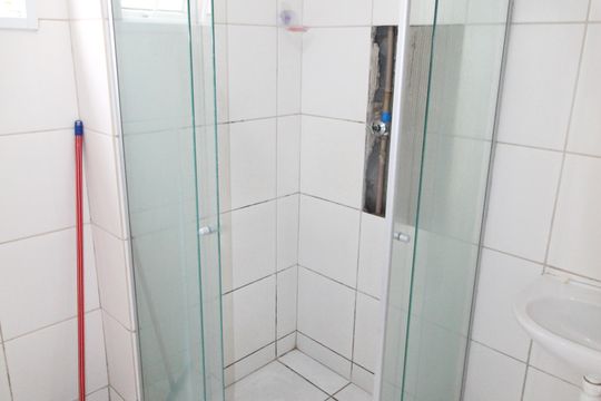 Banheiro de apartamento para alugar com 2 quartos, 50m² em Jardim das Industrias, São José dos Campos