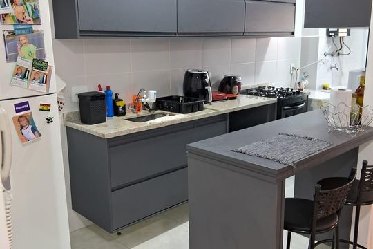 Cozinha de apartamento para alugar com 3 quartos, 80m² em Balneário Tropical, Paulínia