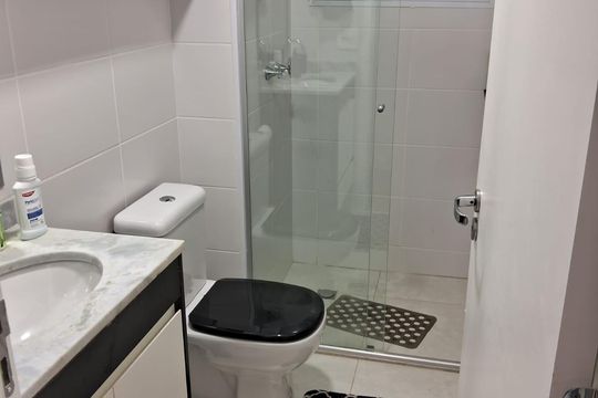Banheiro de apartamento para alugar com 3 quartos, 80m² em Balneário Tropical, Paulínia