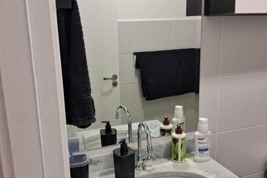 Banheiro de apartamento para alugar com 3 quartos, 80m² em Balneário Tropical, Paulínia