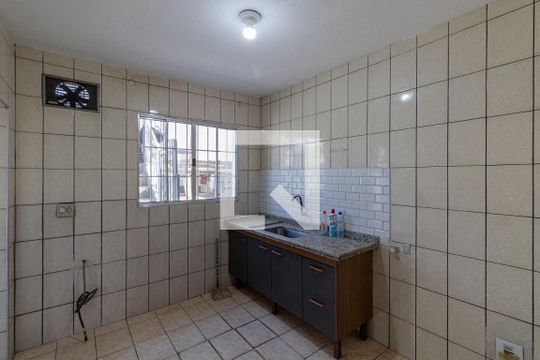 Casa1 de casa à venda com 4 quartos, 200m² em Cidade Antônio Estêvão de Carvalho, São Paulo