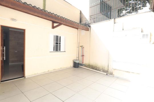 Quintal de casa de condomínio para alugar com 2 quartos, 51m² em Tremembé, São Paulo