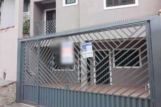Fachada  de casa para alugar com 3 quartos, 100m² em Jardim Las Vegas, São Bernardo do Campo