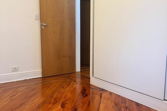 Foto 04 de casa à venda com 3 quartos, 120m² em Cerqueira César, São Paulo