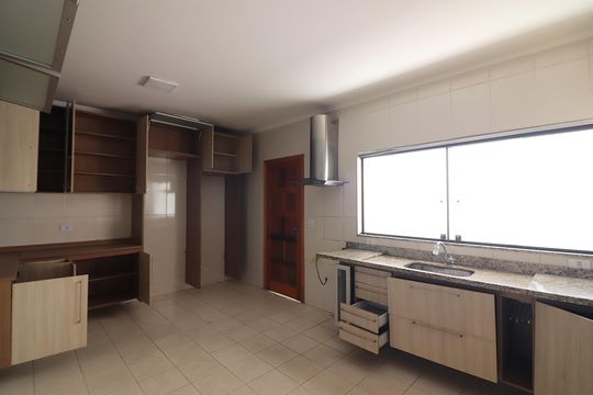Cozinha  de casa à venda com 4 quartos, 247m² em Vila Vianas, São Bernardo do Campo