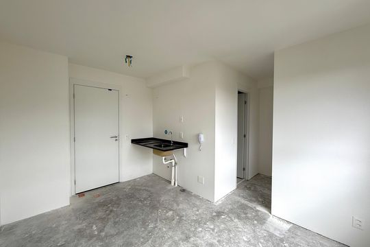 Sala/Quarto de kitnet/studio à venda com 0 quarto, 20m² em Campo Belo, São Paulo