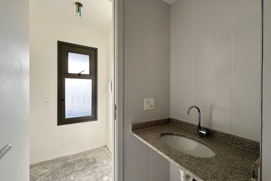 Banheiro   de kitnet/studio à venda com 0 quarto, 20m² em Campo Belo, São Paulo