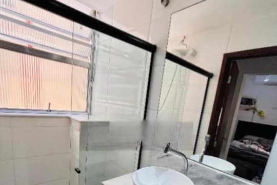 Banheiro de apartamento à venda com 3 quartos, 135m² em Icaraí, Niterói