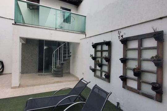 Área Externa de casa de condomínio à venda com 4 quartos, 360m² em Paquetá, Belo Horizonte