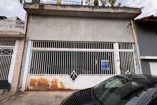 Fachada de casa à venda com 5 quartos, 380m² em Jardim Nazaret, Guarulhos