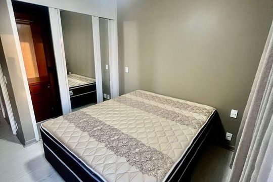 Quarto de apartamento para alugar com 2 quartos, 62m² em Vila Nova Conceição, São Paulo