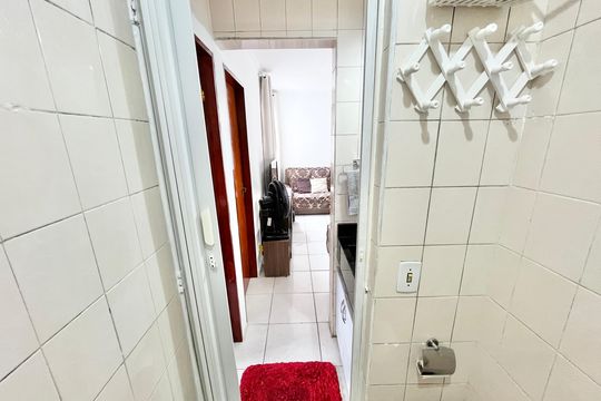 Banheiro de apartamento à venda com 2 quartos, 46m² em Carandiru, São Paulo