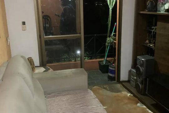 Sala de apartamento à venda com 3 quartos, 67m² em Jardim Carvalho, Porto Alegre