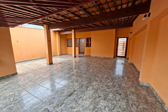 Garagem de casa à venda com 3 quartos, 133m² em Jardim Florestal, Jundiaí