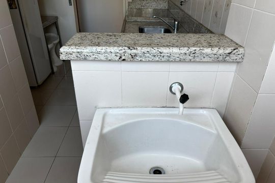 Área de serviço de apartamento à venda com 2 quartos, 70m² em Centro Histórico, Porto Alegre