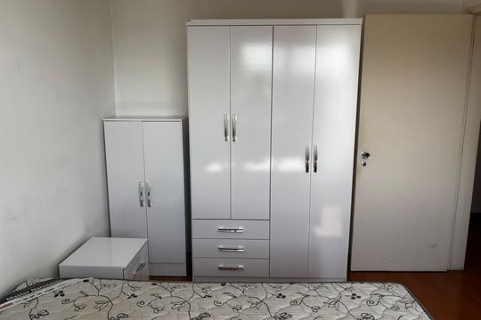 Quarto de apartamento à venda com 2 quartos, 70m² em Centro Histórico, Porto Alegre