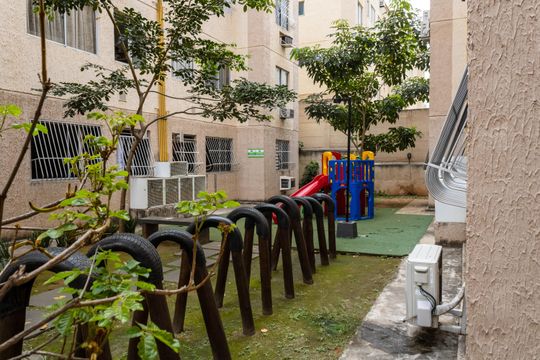 Área comum - Playground de apartamento para alugar com 2 quartos, 42m² em Campo Grande, Rio de Janeiro