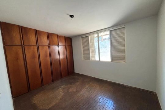 Quarto 3 de casa para alugar com 4 quartos, 150m² em Brasil, Uberlândia