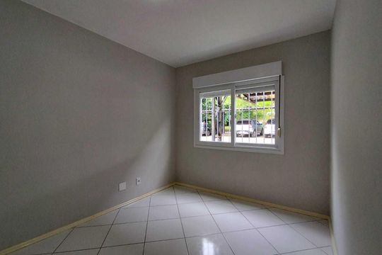 Quarto 1 de apartamento para alugar com 2 quartos, 55m² em Vila Nova, Novo Hamburgo