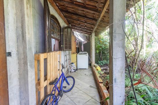 Casa 1 - varanda de casa à venda com 3 quartos, 225m² em Eldorado, Diadema