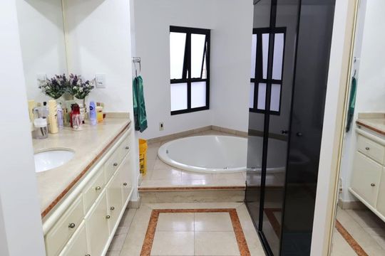 Casa à venda com 4 quartos, 613m² em Vila América, Santo André