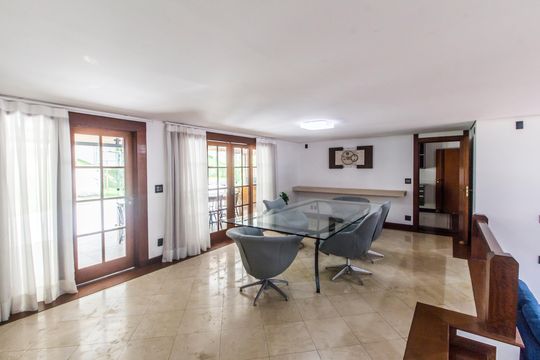 Casa de Condomínio para alugar com 5 quartos, 800m² em Residencial Zero (tambore), Santana de Parnaíba