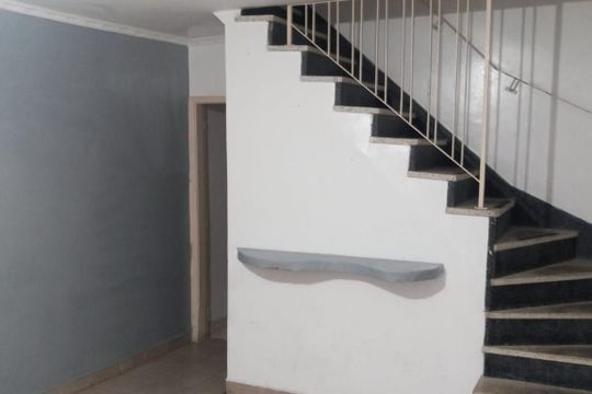Casa à venda com 4 quartos, 90m² em Vila Nilo, São Paulo