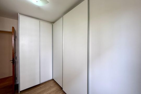 Closet Suíte  de apartamento à venda com 1 quarto, 65m² em Jardim Promissao, São Paulo
