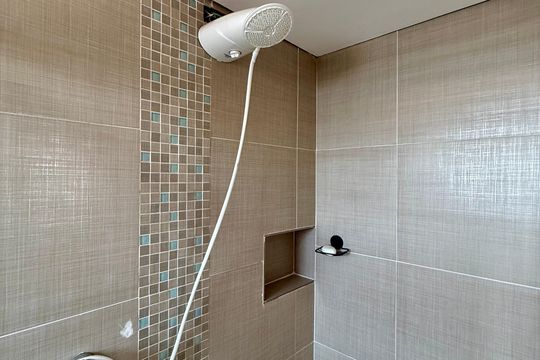Banheiro Suíte  de apartamento à venda com 1 quarto, 65m² em Jardim Promissao, São Paulo