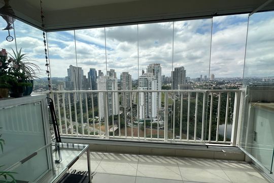Varanda da Sala de apartamento à venda com 2 quartos, 69m² em Alphaville Empresarial, Barueri