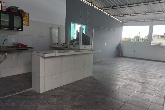 Área externa de casa à venda com 3 quartos, 115m² em Cordovil, Rio de Janeiro