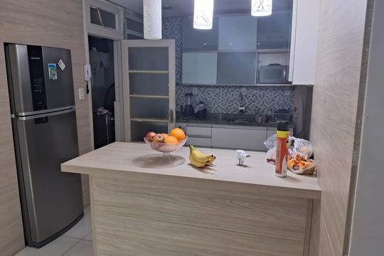 Cozinha de apartamento à venda com 3 quartos, 90m² em São Geraldo, Porto Alegre