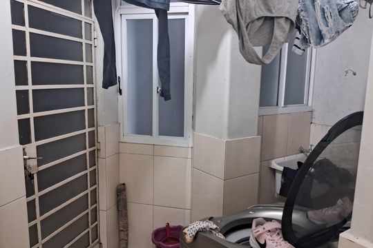 Área de serviço de apartamento à venda com 3 quartos, 90m² em São Geraldo, Porto Alegre