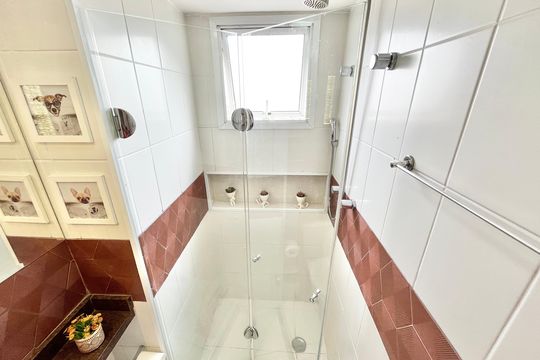 Banheiro de apartamento à venda com 2 quartos, 66m² em Lauzane Paulista, São Paulo