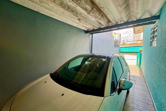 Garagem de casa à venda com 3 quartos, 180m² em Vila Rosalia, Guarulhos