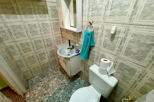 Banheiro 2 de casa à venda com 3 quartos, 180m² em Vila Rosalia, Guarulhos