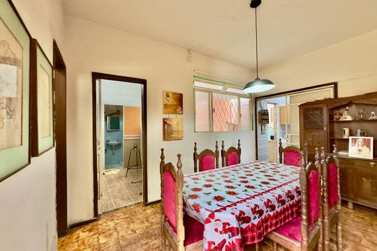 Casa à venda com 3 quartos, 150m² em Paraíso, Belo Horizonte