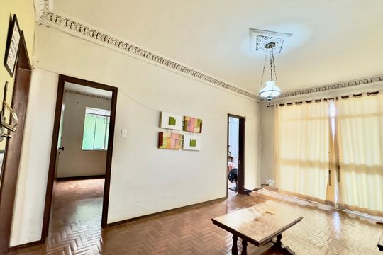 Casa à venda com 3 quartos, 150m² em Paraíso, Belo Horizonte