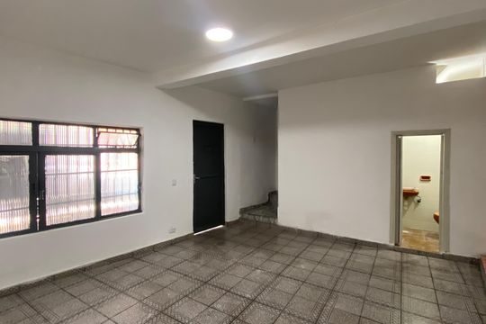 Casa para alugar com 1 quarto, 105m² em Santo Antônio, Osasco